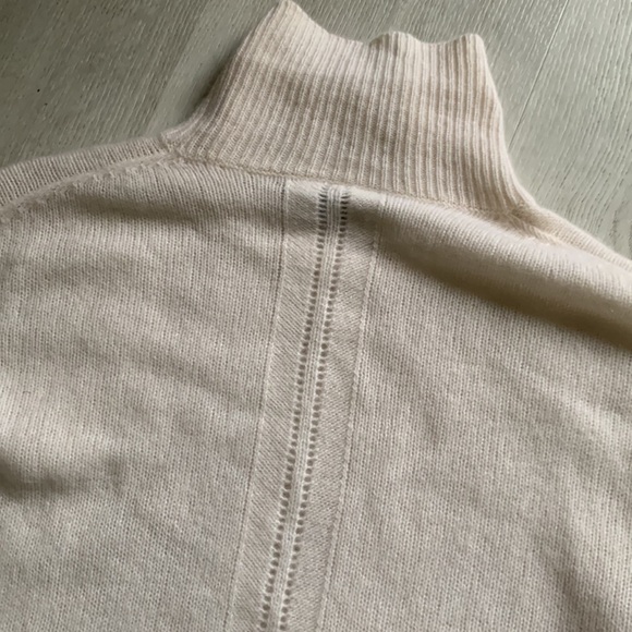 SKULL CASHMERE Cashmere Valeria Turtleneck Sweater xs - Picture 10 of 10